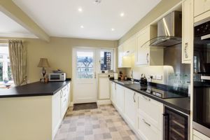 Kitchen- click for photo gallery